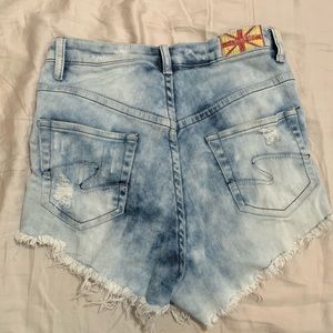 💙 3/20 Machine jean shorts